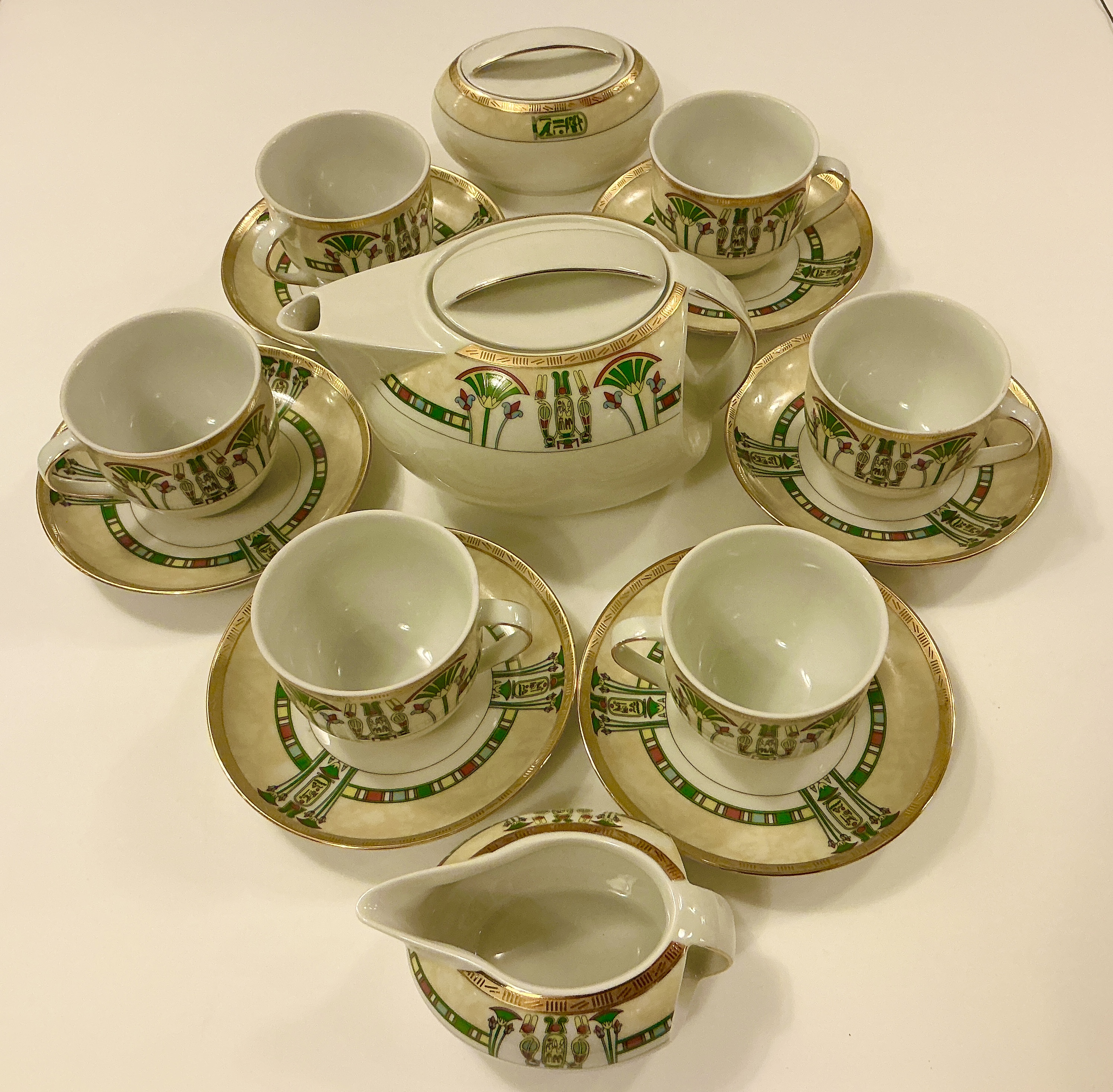Kompletn&iacute; čajov&yacute; servis Egyptsk&yacute; styl